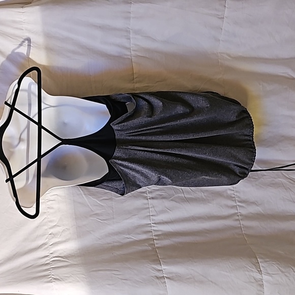 Active wear top - Picture 2 of 8